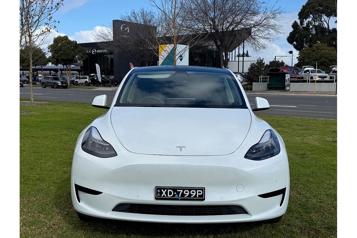 2023 Tesla Model Y Rear-Wheel Drive