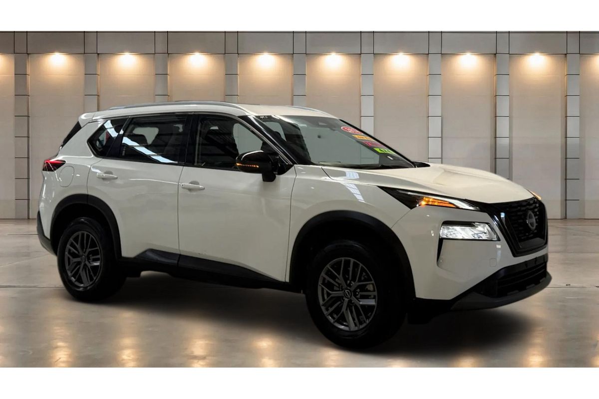 2024 Nissan X-TRAIL ST T33