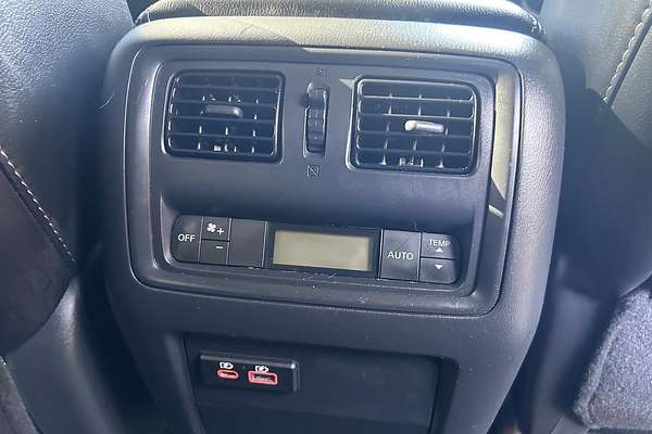 2018 Nissan Pathfinder ST-L R52 Series III thumb-20