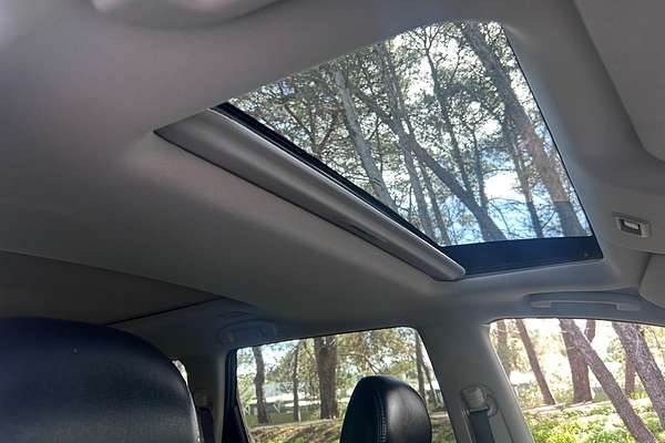 2018 Nissan Pathfinder ST-L R52 Series III thumb-30