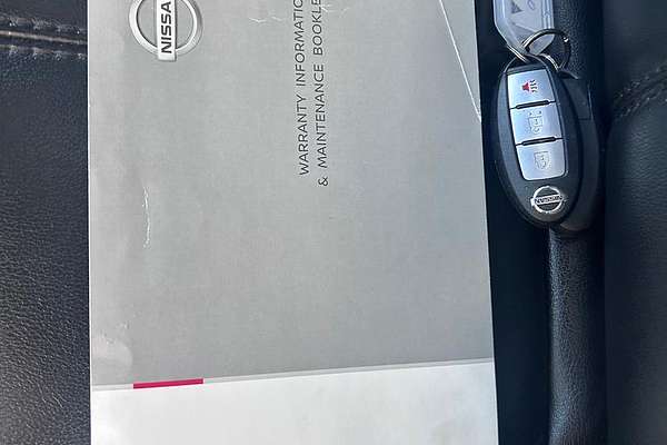 2018 Nissan Pathfinder ST-L R52 Series III thumb-31
