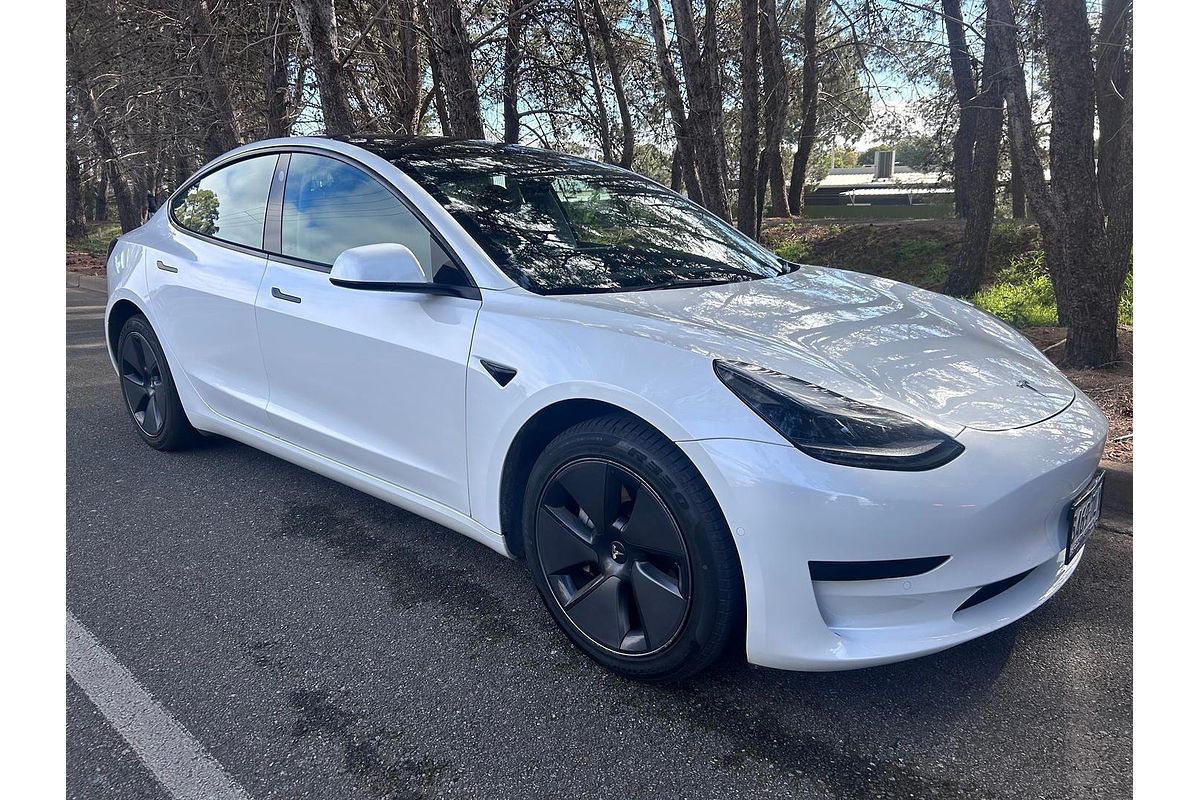 2023 Tesla Model 3 Rear-Wheel Drive