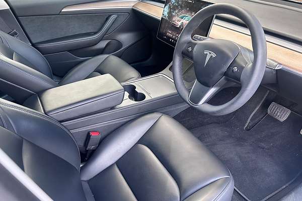 2023 Tesla Model 3 Rear-Wheel Drive thumb-13