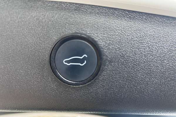 2023 Tesla Model 3 Rear-Wheel Drive thumb-28