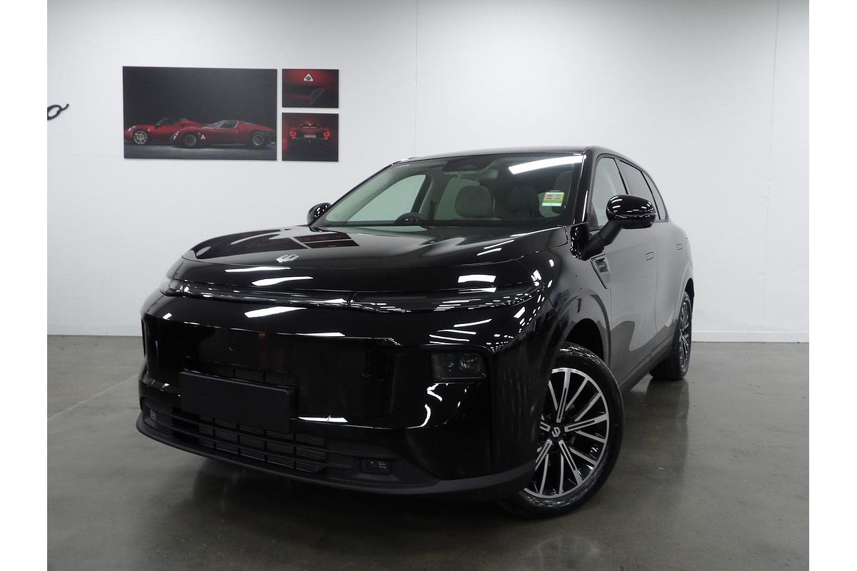 2026 Leapmotor B10 Design LR A12