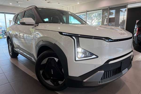 2024 Kia EV5 Air Standard Range OVc thumb-1