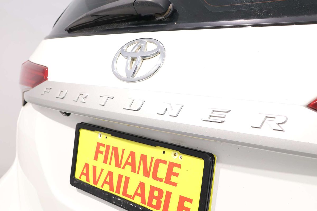 2022 Toyota Fortuner GX GUN156R