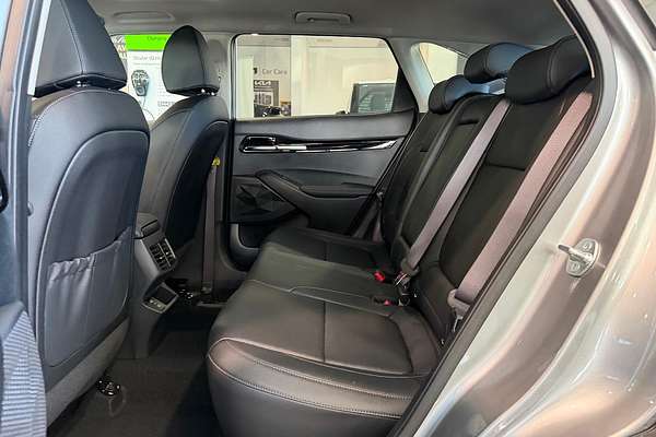 2026 Kia Seltos GT-Line SP2 PE thumb-6