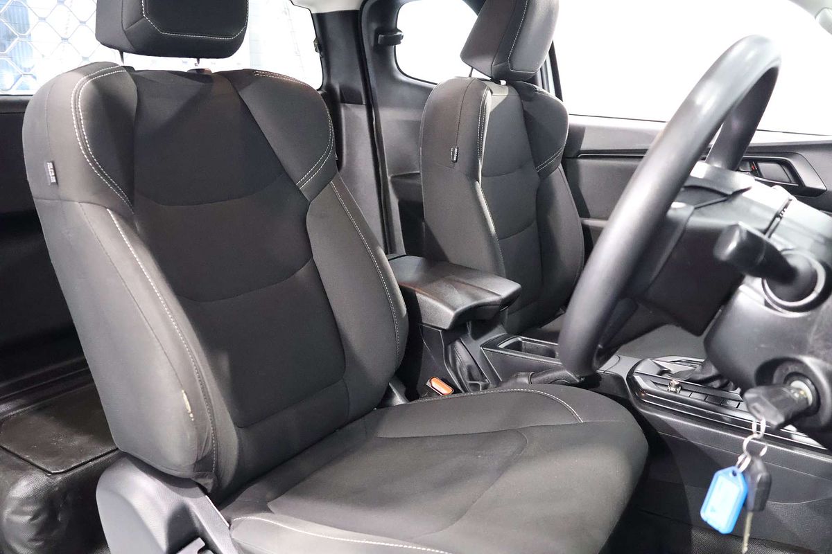 2020 Isuzu D-MAX SX High Ride Rear Wheel Drive