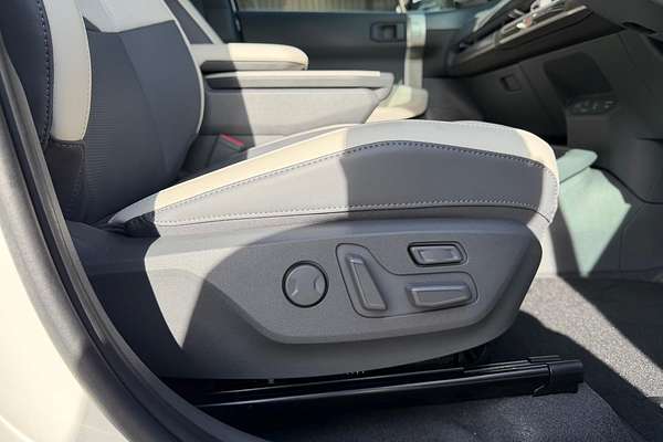 2025 Kia EV3 GT-Line Long Range SV thumb-12