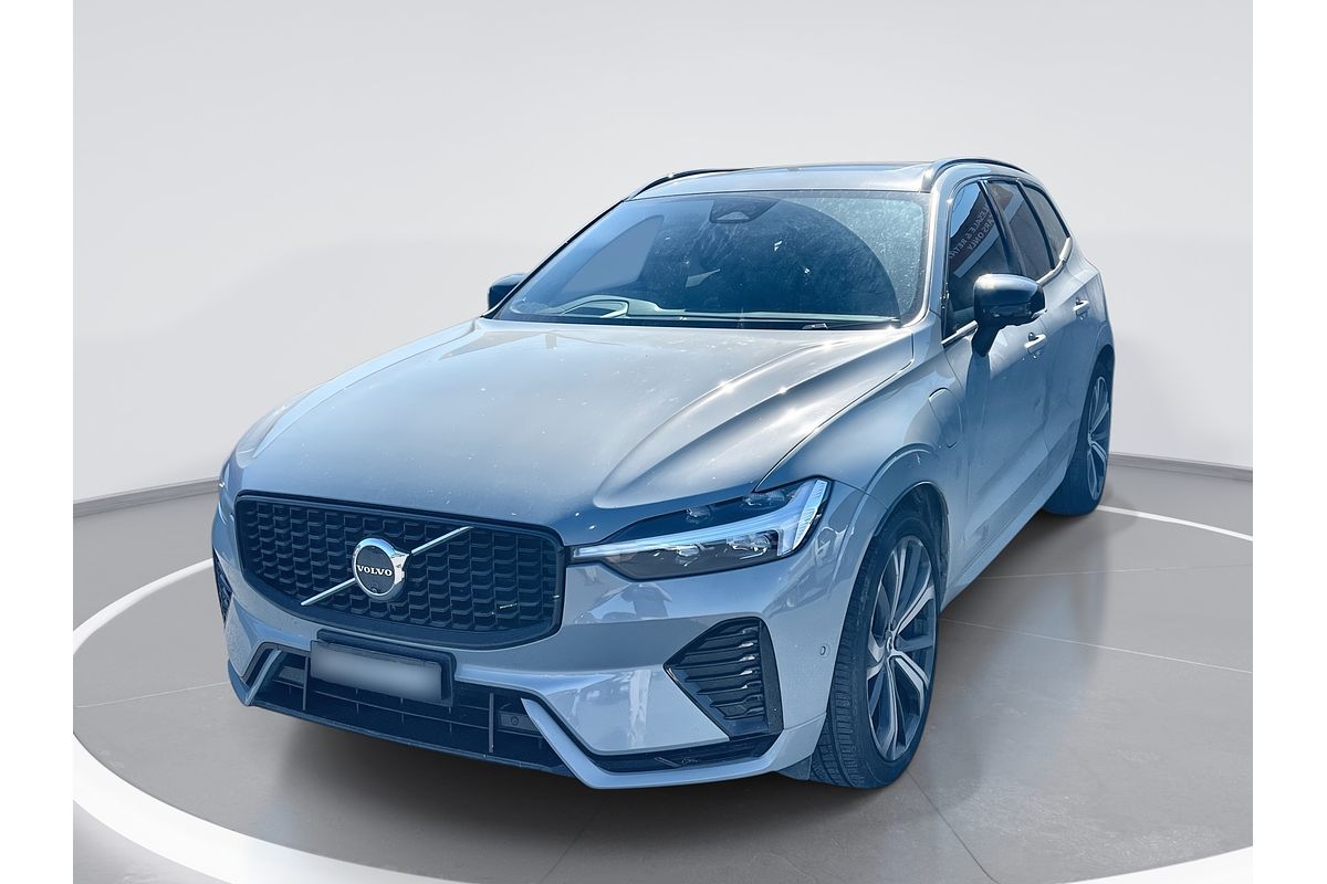 2023 Volvo XC60 Recharge Ultimate T8 Plug-In Hybrid