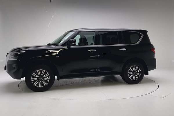 2023 Nissan Patrol Ti Y62 thumb-3