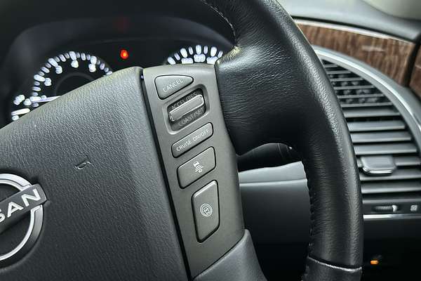 2023 Nissan Patrol Ti Y62 thumb-17