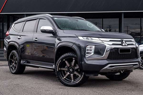 2021 Mitsubishi Pajero Sport GLS QF