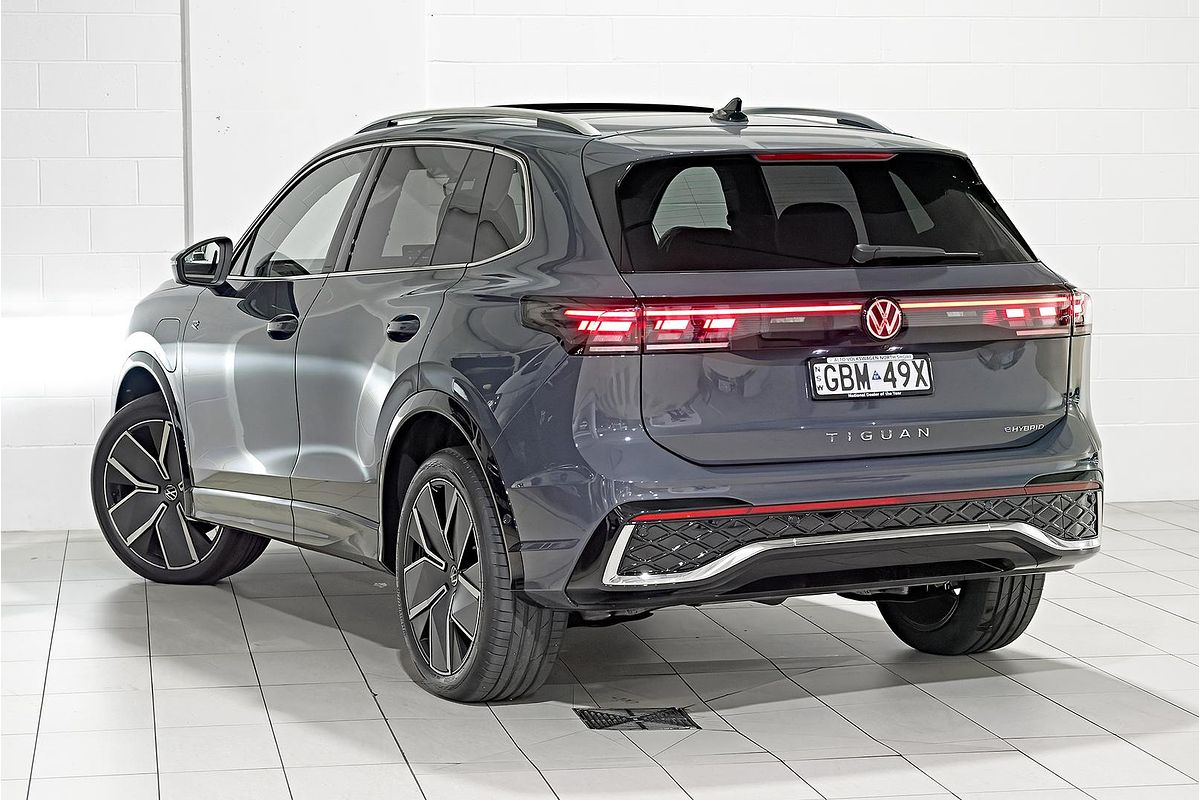 2026 Volkswagen Tiguan 200TSI eHybrid R-Line CT