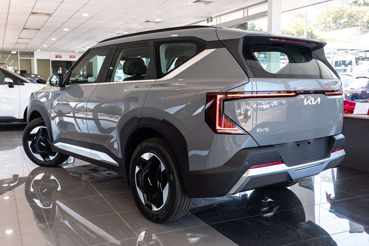 2026 Kia EV5 Air Standard Range OVc