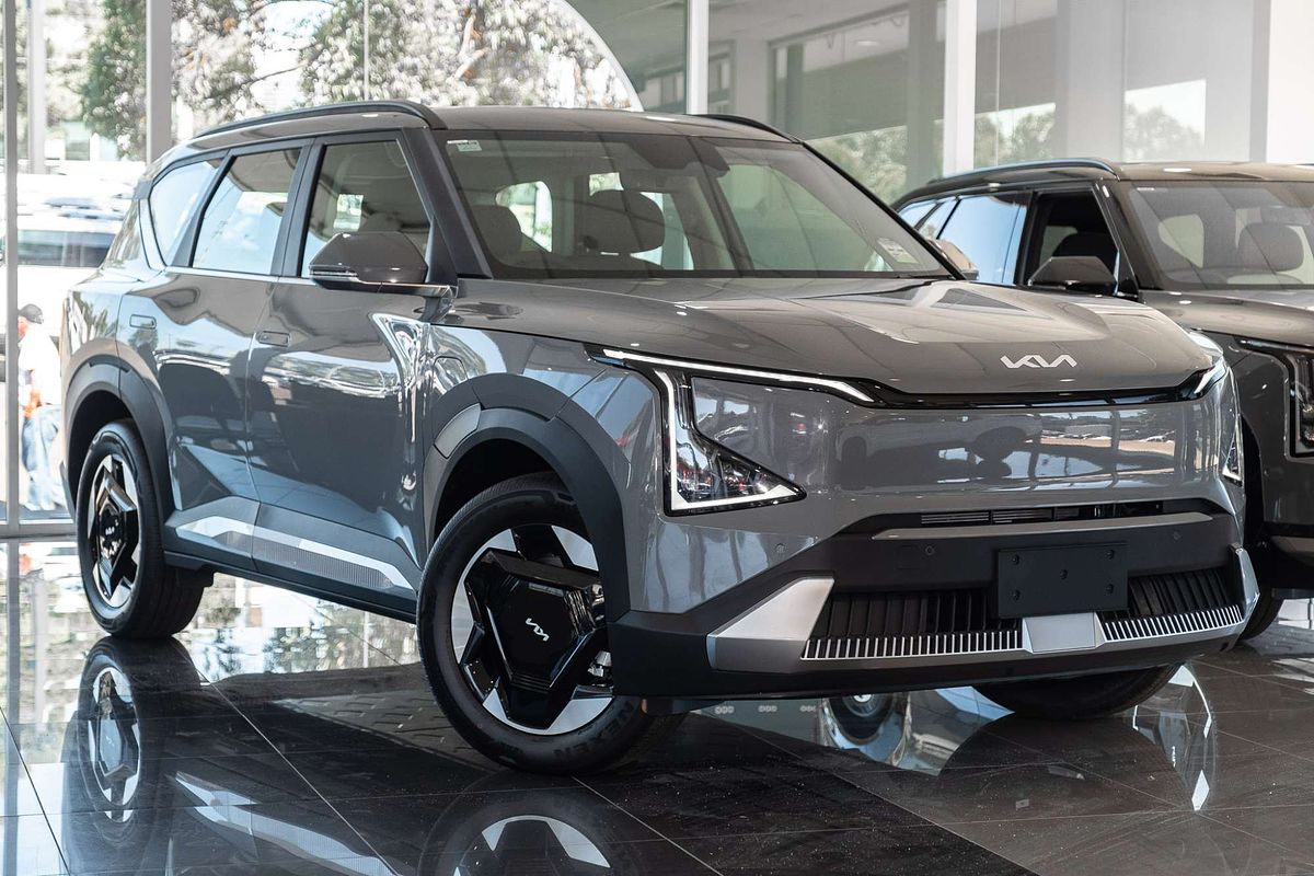 2026 Kia EV5 Air Standard Range OVc