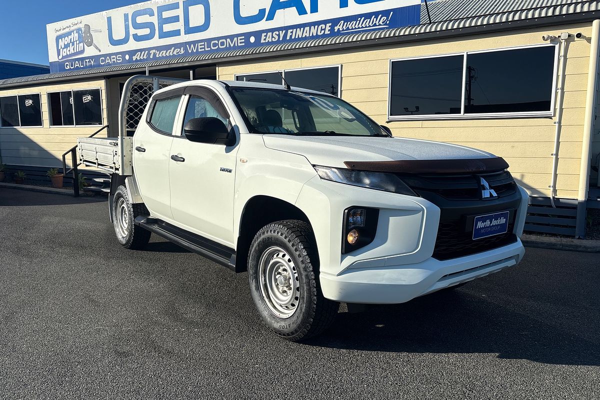 2022 Mitsubishi Triton GLX MR 4X4