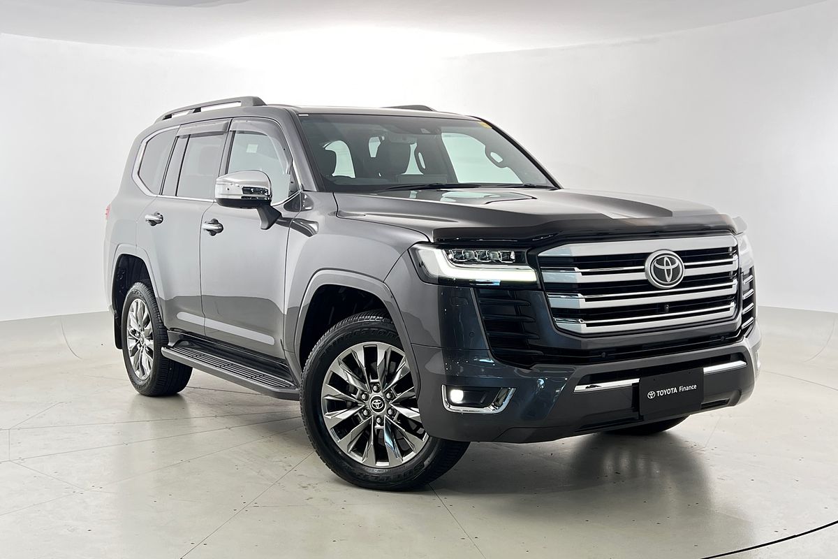 2022 Toyota Landcruiser Sahara ZX FJA300R