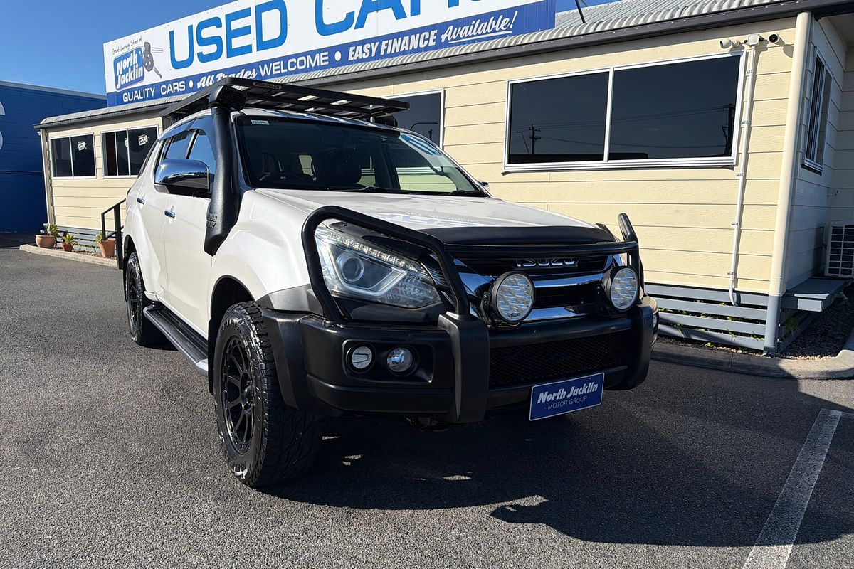 2020 Isuzu MU-X LS-T