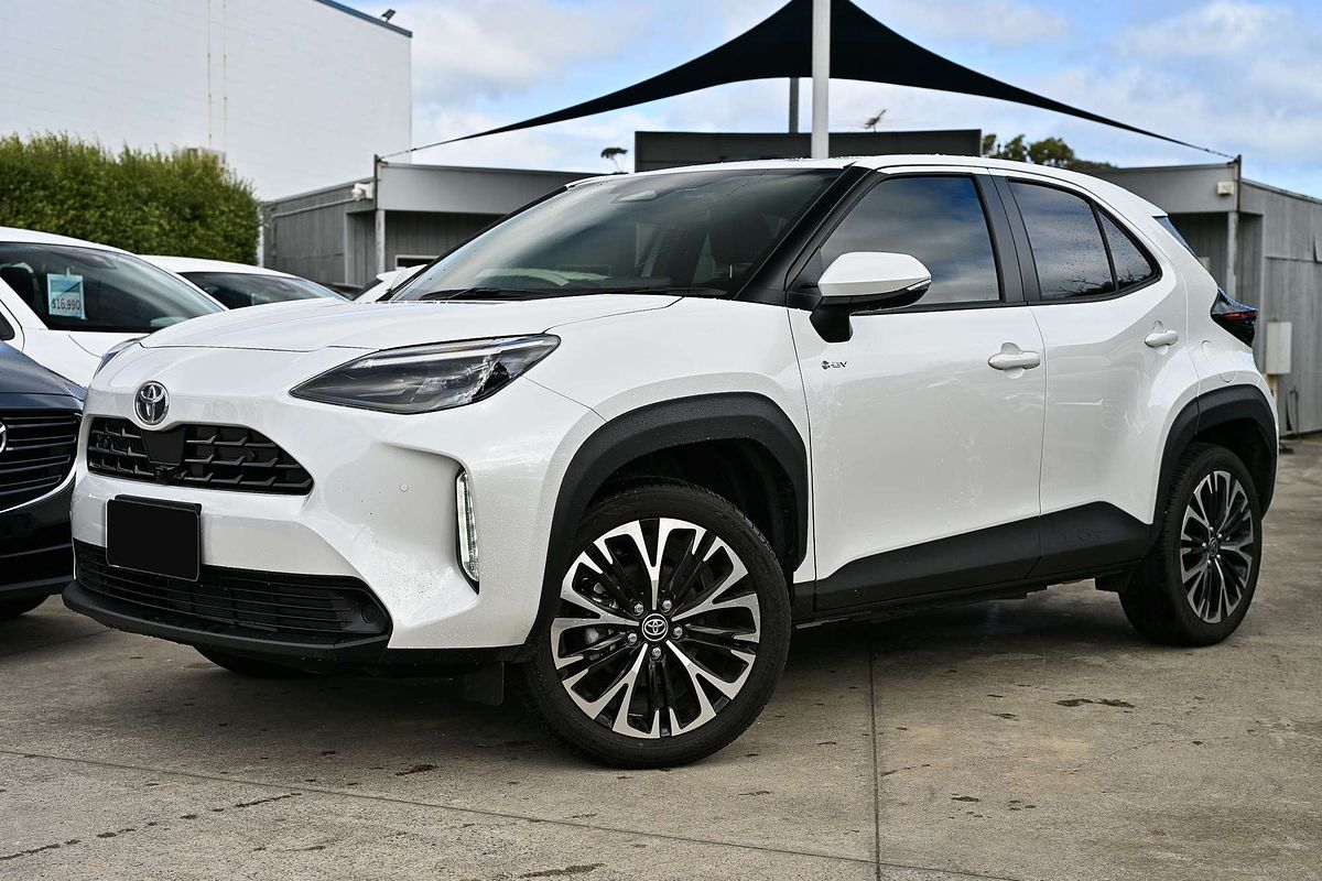 2025 Toyota Yaris Cross Urban MXPJ15R