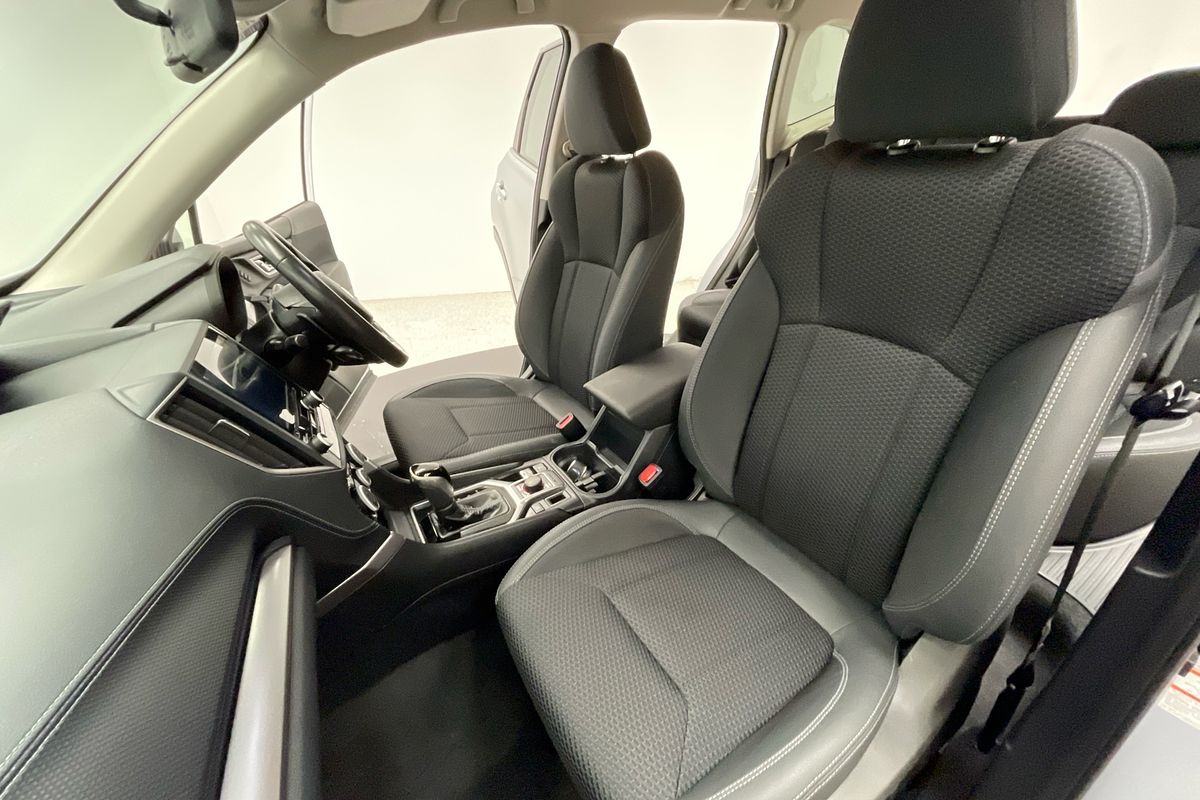 2019 Subaru Forester 2.5i Premium S5