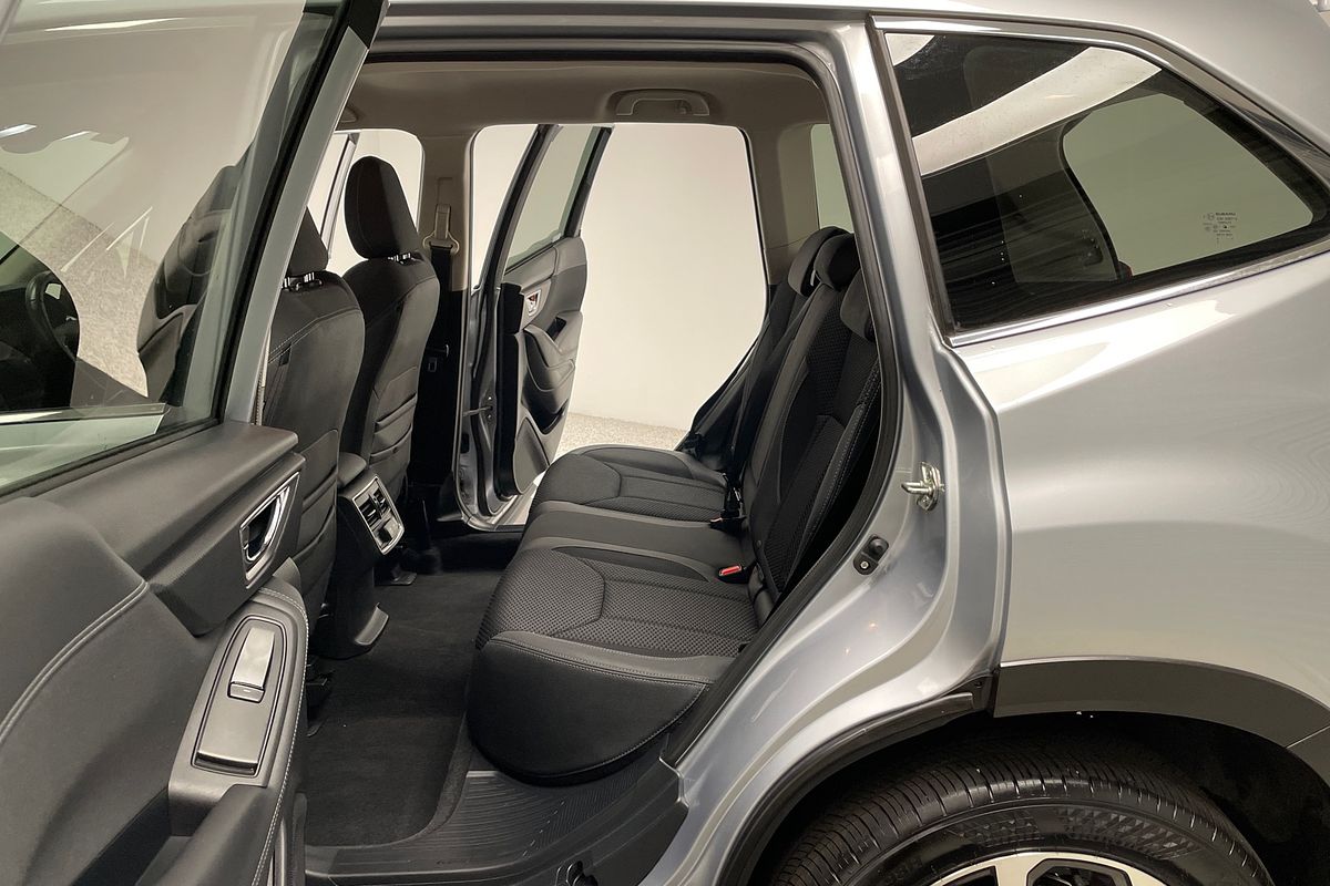 2019 Subaru Forester 2.5i Premium S5