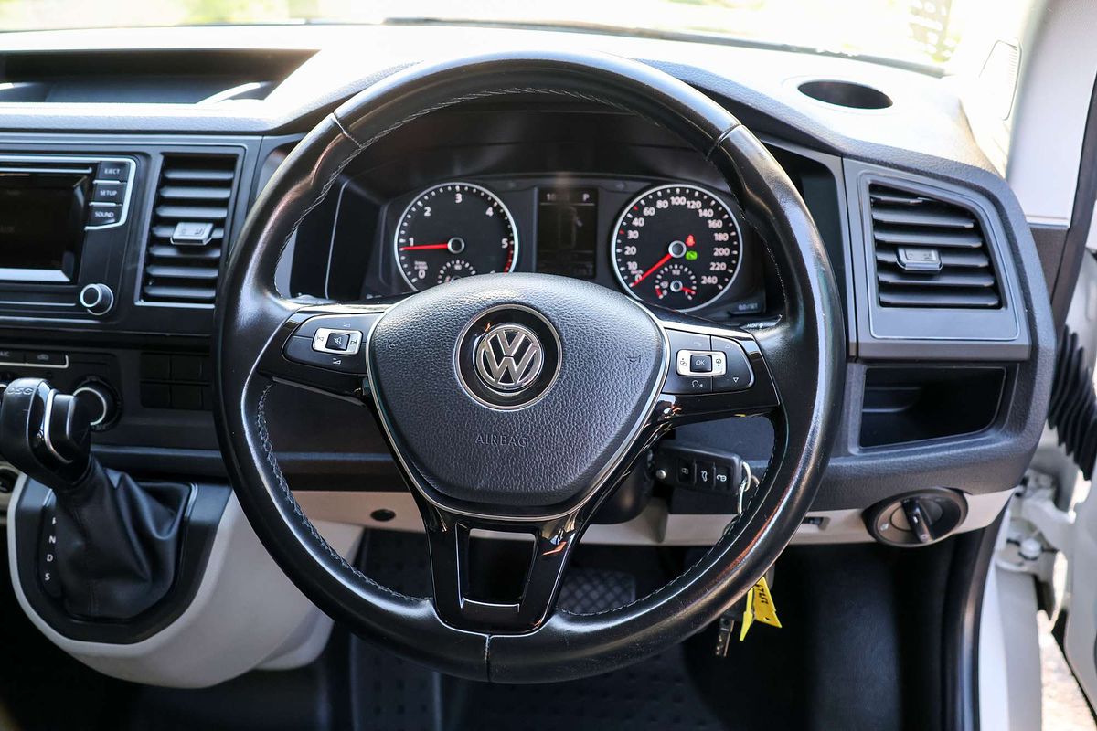 2019 Volkswagen Transporter TDI400 T6 LWB image 13