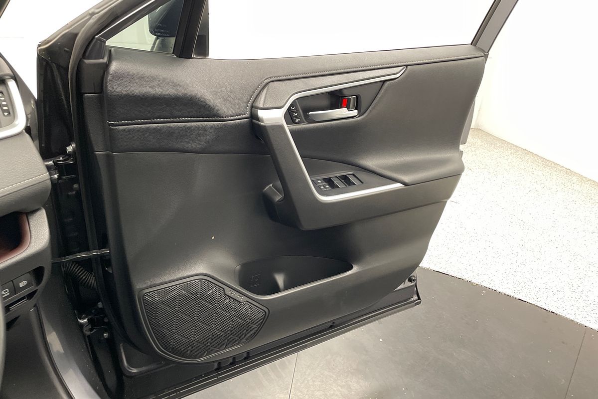 2020 Toyota RAV4 Cruiser