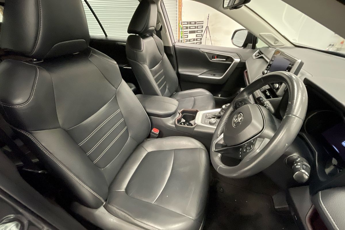 2020 Toyota RAV4 Cruiser