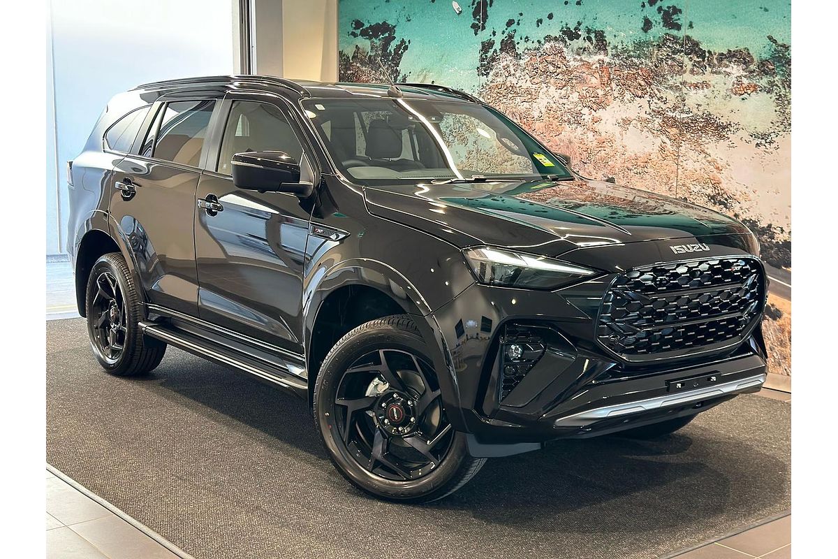 2026 Isuzu MU-X X-TERRAIN