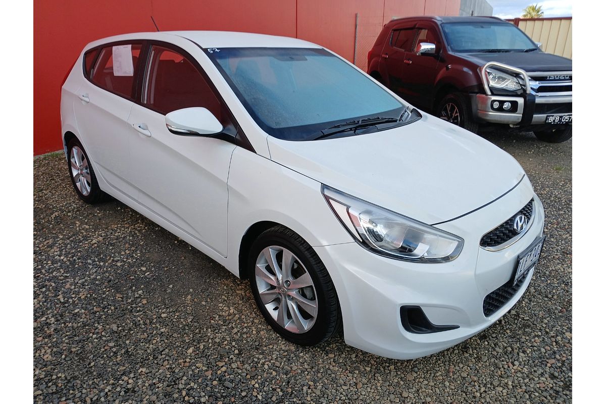 2017 Hyundai Accent Sport RB6