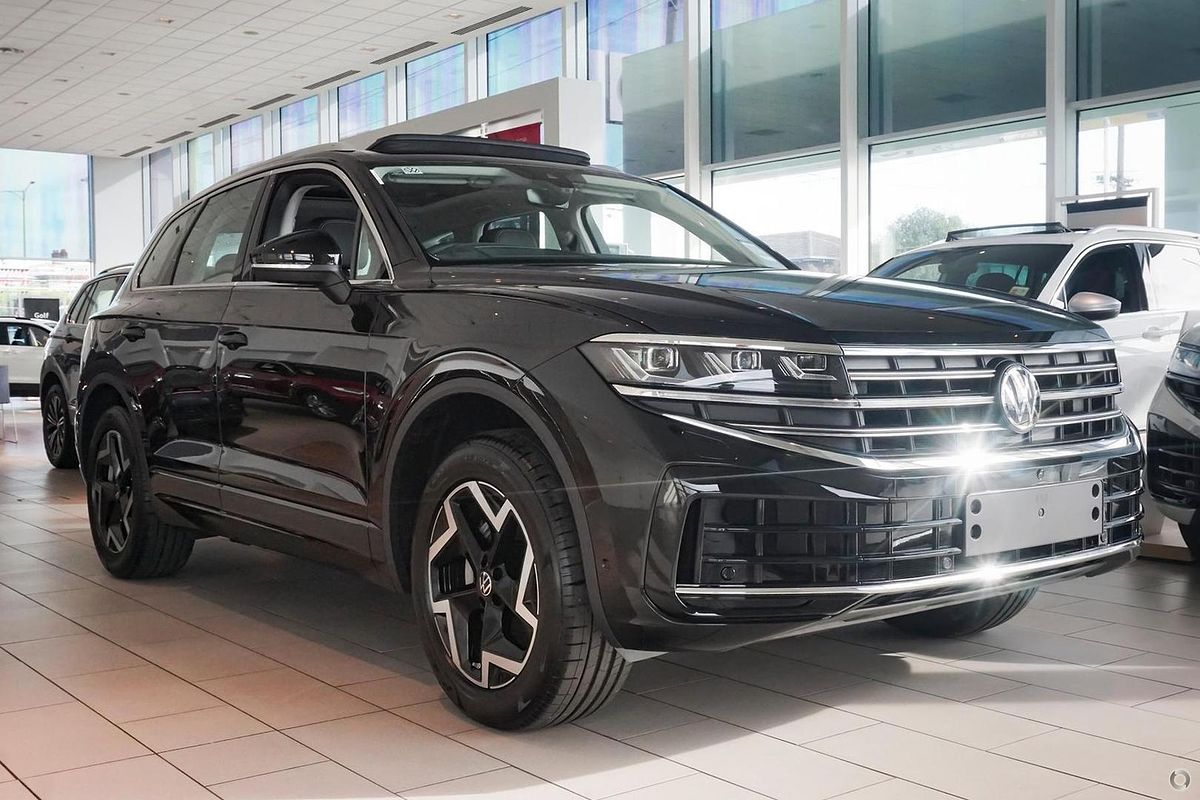 2025 Volkswagen Touareg 170TDI RC