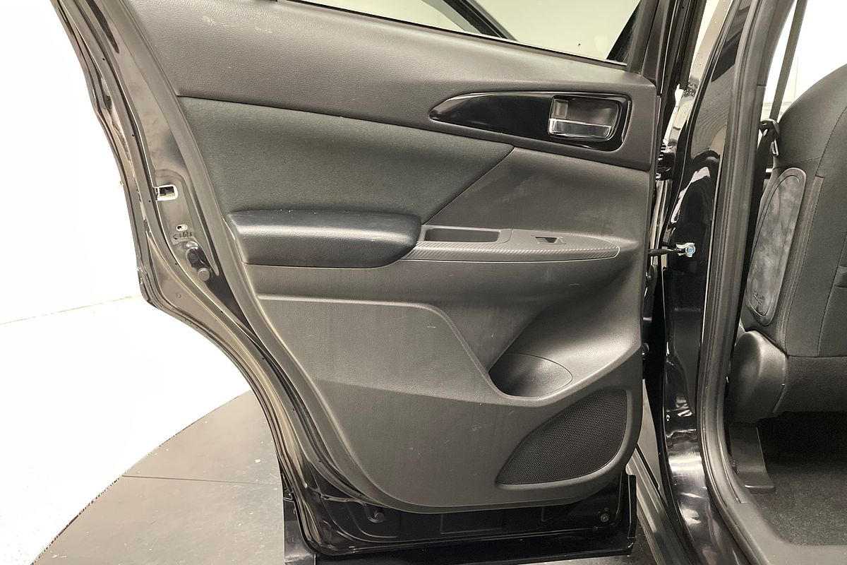 2018 Mitsubishi Eclipse Cross LS YA
