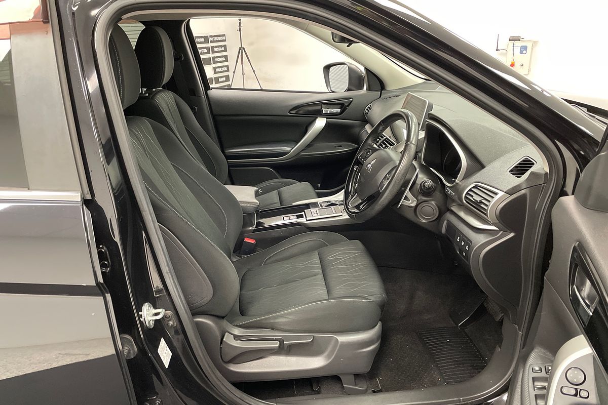 2018 Mitsubishi Eclipse Cross LS YA