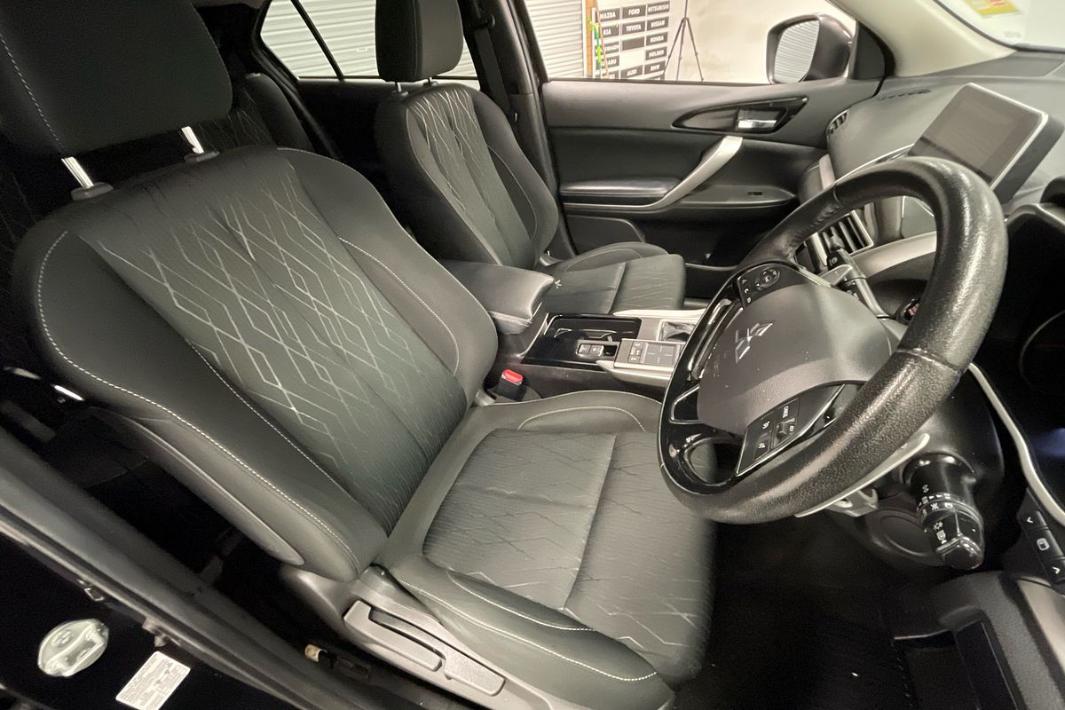 2018 Mitsubishi Eclipse Cross LS YA