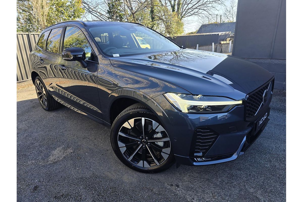 2026 Volvo XC60 Ultra B5 Dark