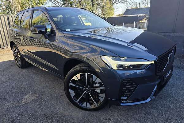 2026 Volvo XC60 Ultra B5 Dark