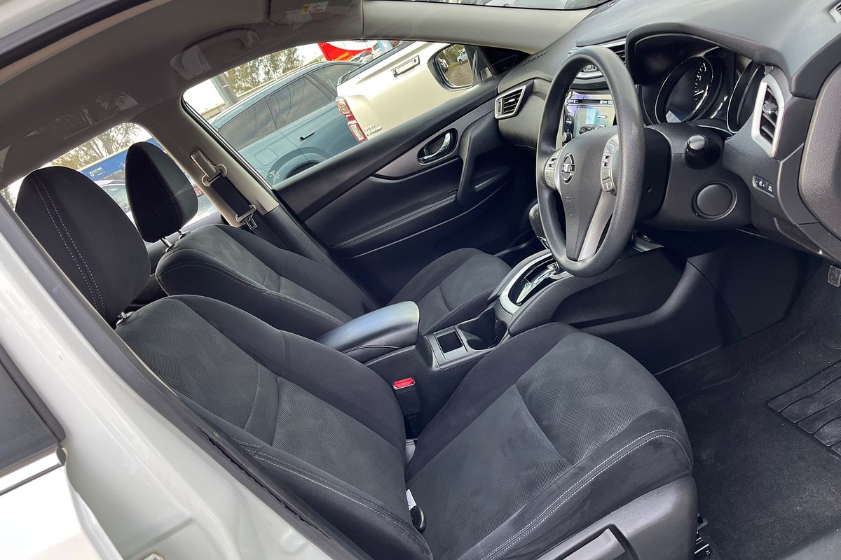 2017 Nissan X-TRAIL ST T32