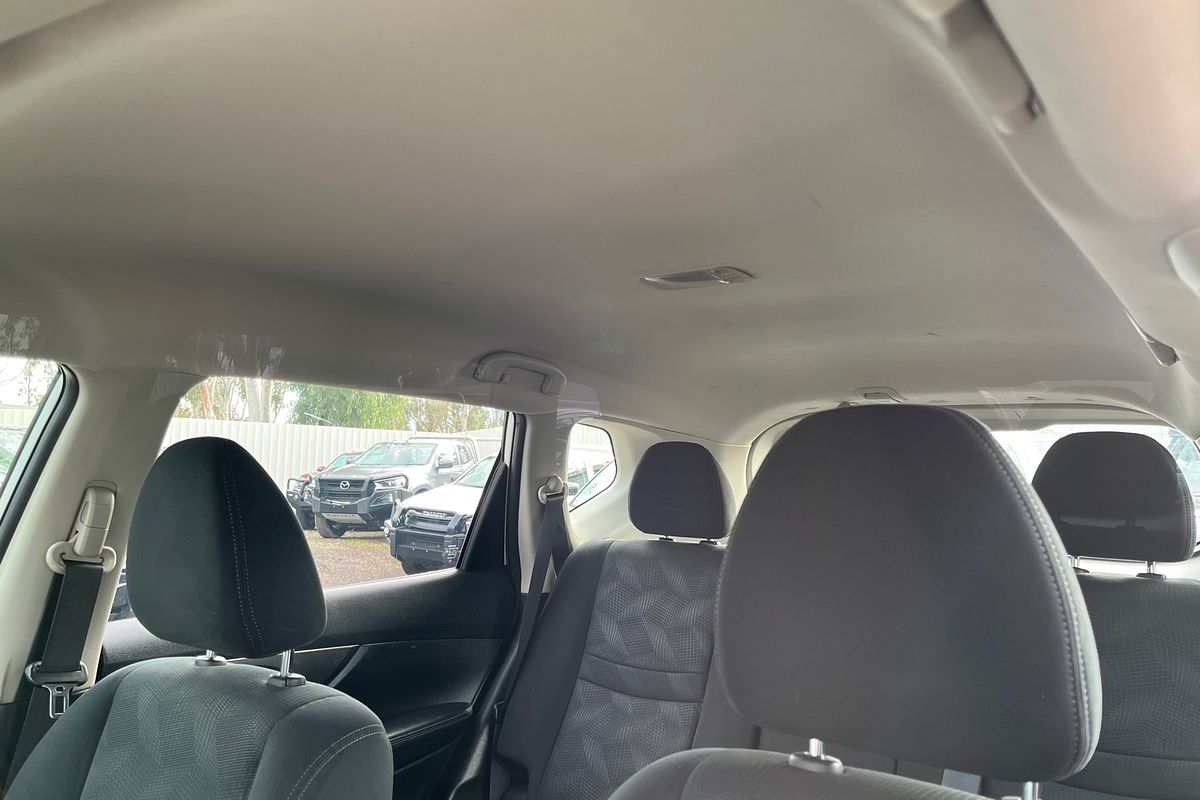 2017 Nissan X-TRAIL ST T32