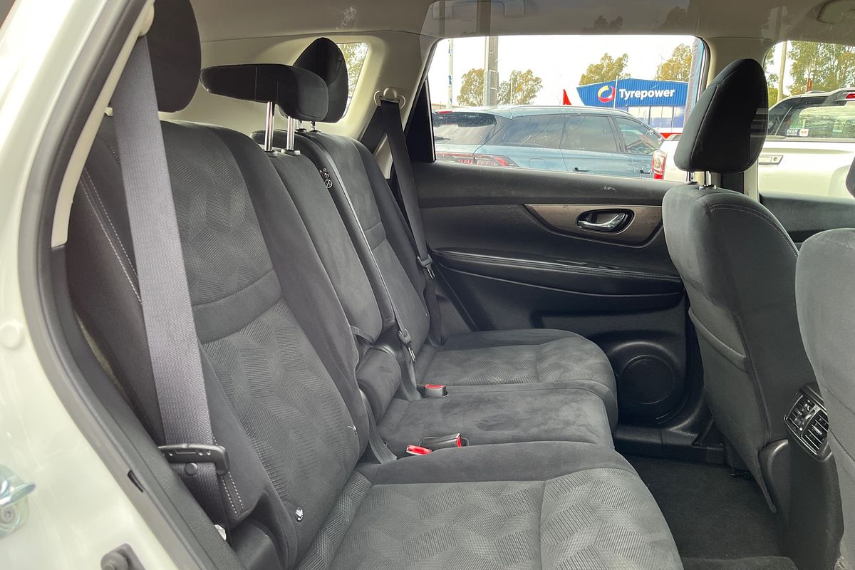 2017 Nissan X-TRAIL ST T32
