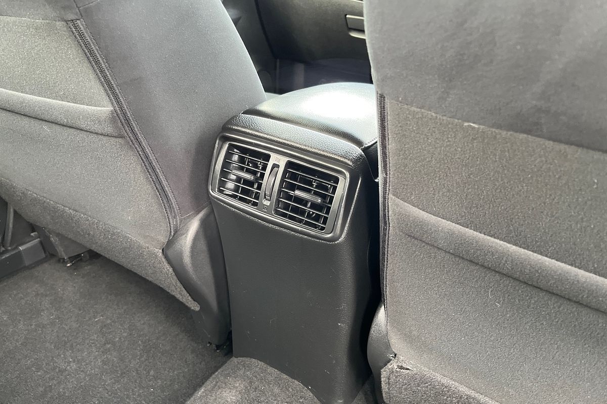 2017 Nissan X-TRAIL ST T32