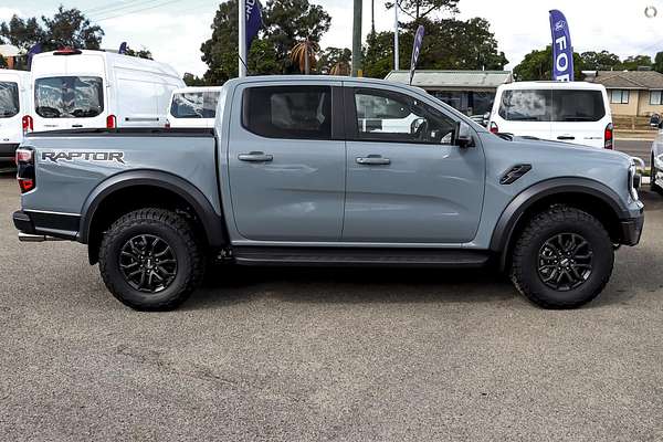 2026 Ford Ranger Raptor 4X4 3.0L thumb-3