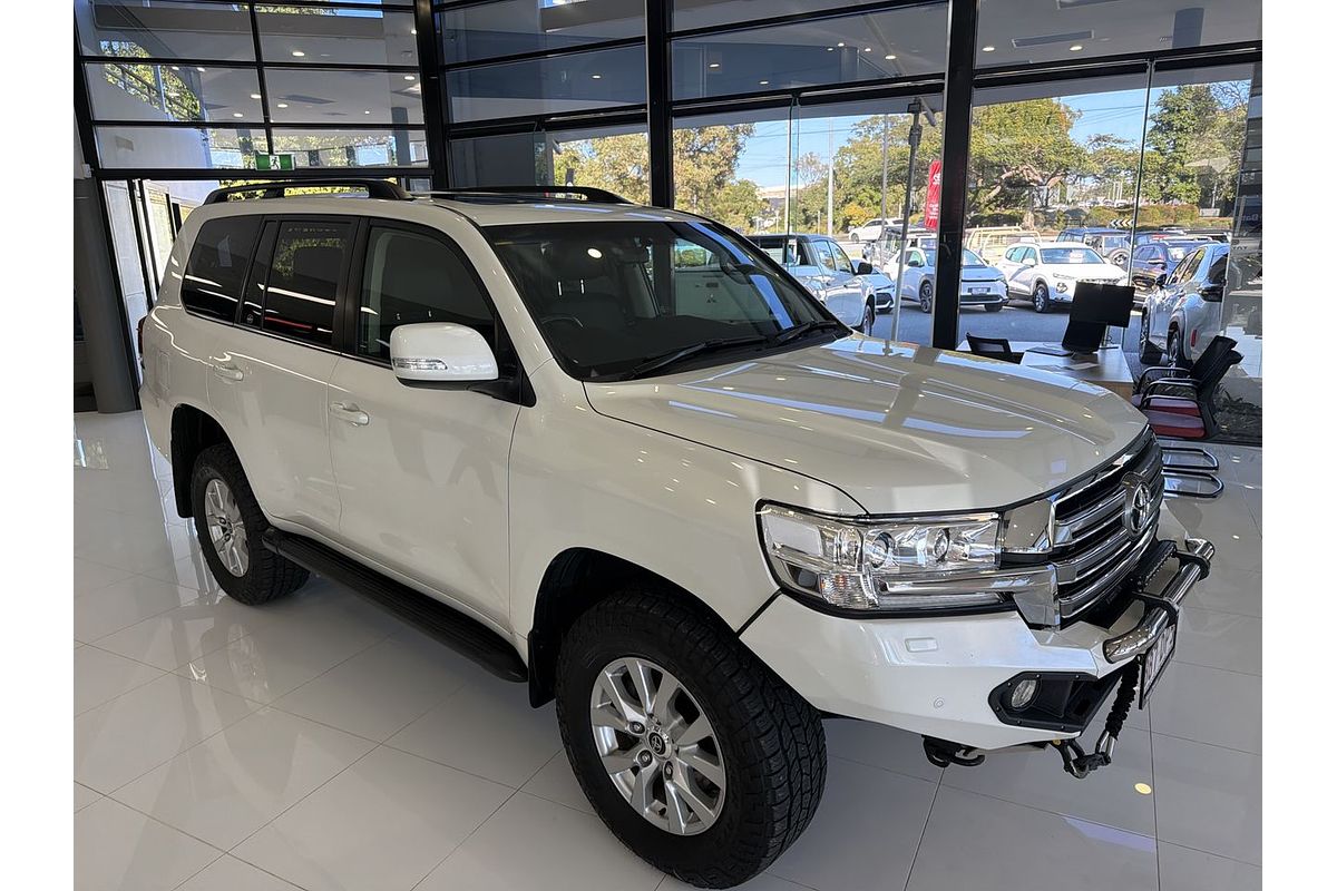 2017 Toyota Landcruiser VX VDJ200R