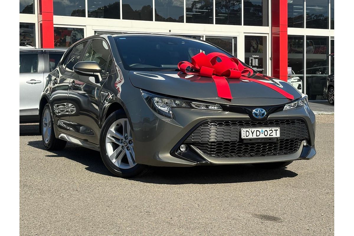 2018 Toyota Corolla SX Hybrid ZWE211R