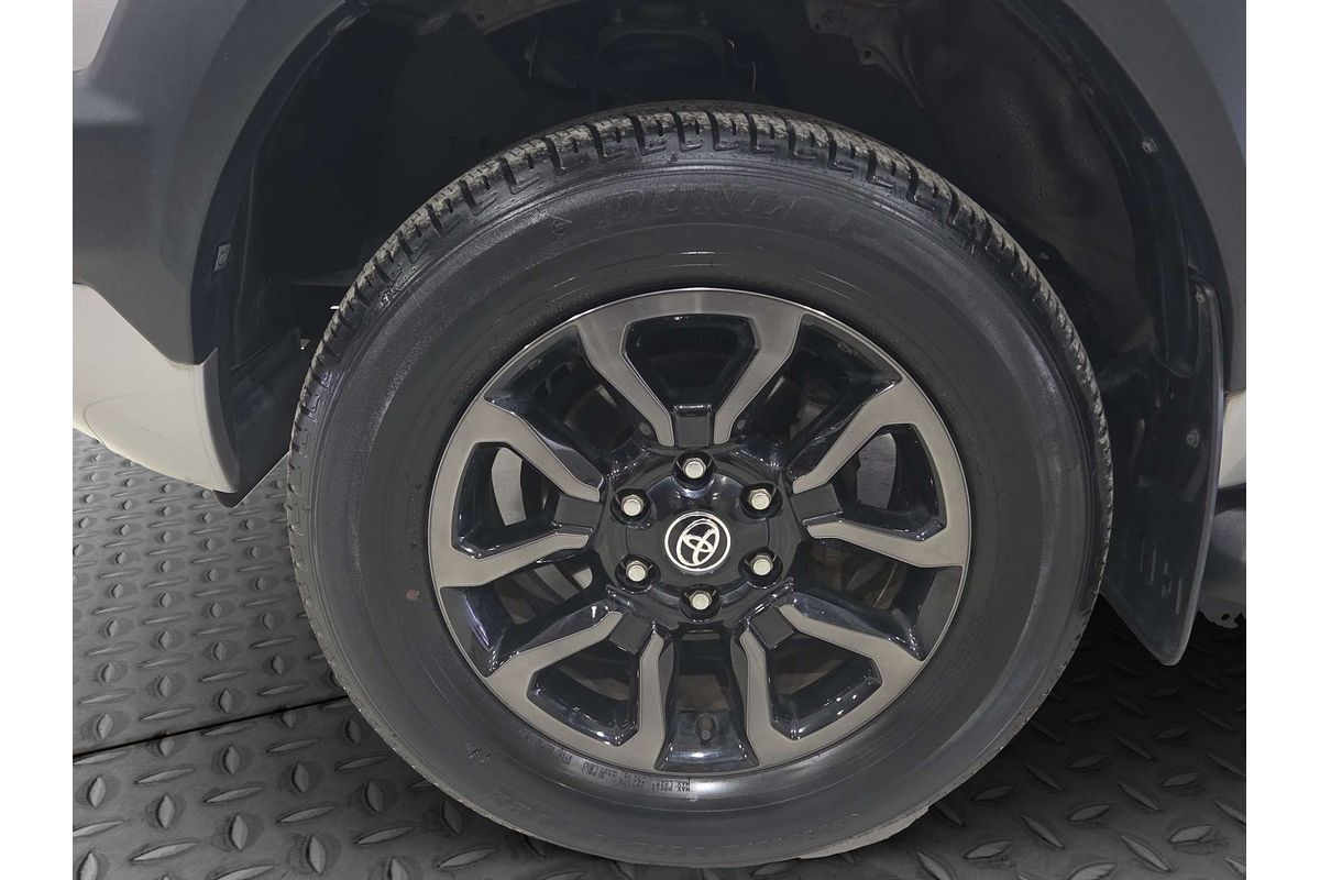 2021 Toyota Hilux Rogue GUN126R 4X4 image 14