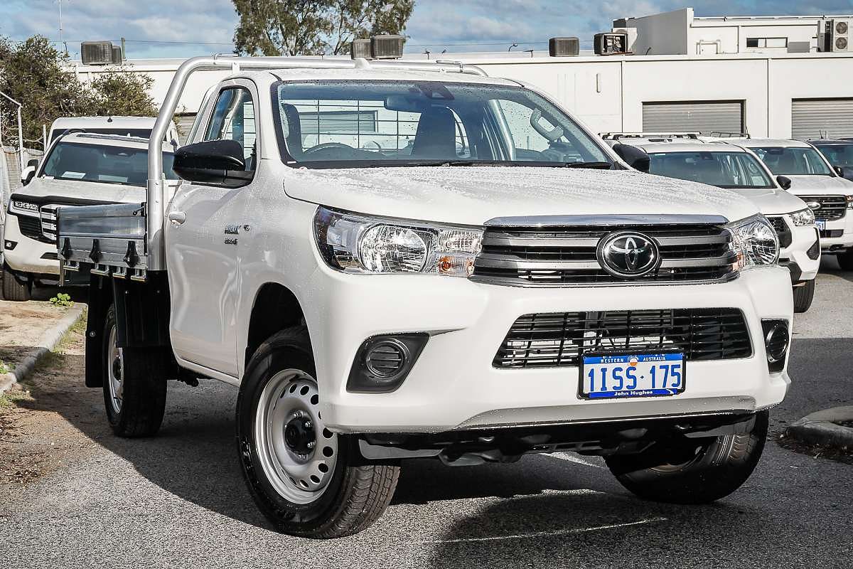 2025 Toyota Hilux SR GUN126R 4X4