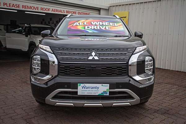 2022 Mitsubishi Outlander Exceed ZM thumb-4