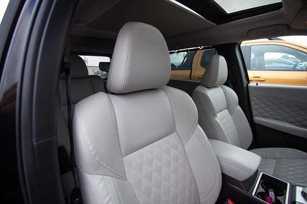 2022 Mitsubishi Outlander Exceed ZM thumb-19