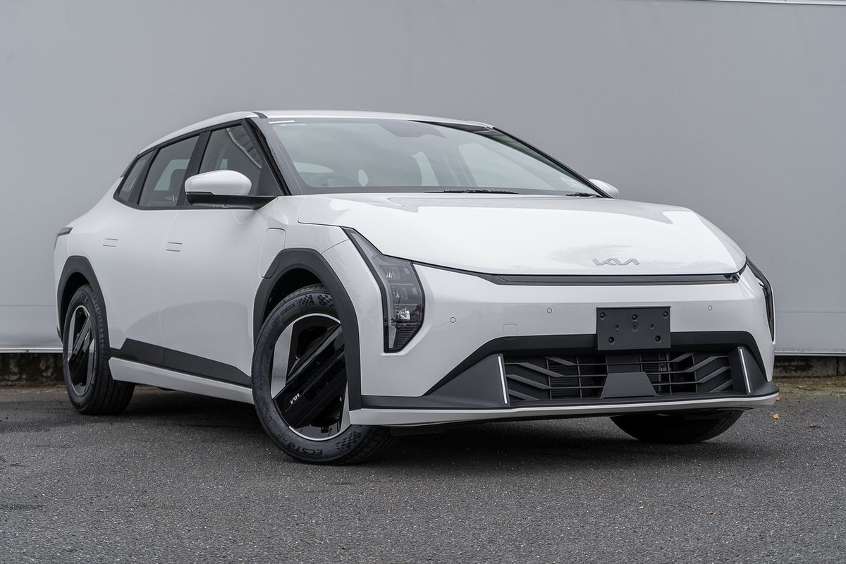 2026 Kia EV4 Air Standard Range CT